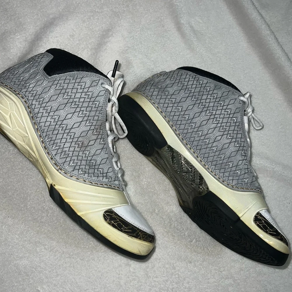 Jordan 23 OG Metallic Gold